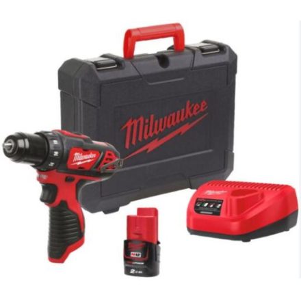 Milwaukee M12BDD-201C fúró-csavarozó